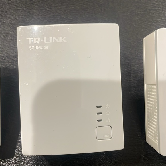 TP-LINK TL-PA4010 AV500 Nano Powerline Adapter, 500Mbps, 3 Pc Set. - Picture 10 of 15